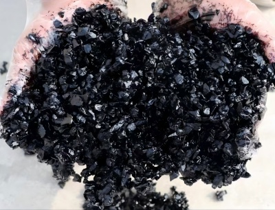 洛隆沥青冷补料（沥青砂）的优势特点与施工流程解析